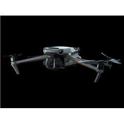 DJI Mavic 3 Cine Premium コンボ 折り畳み式カメラドローン 28倍ハイブリッドズーム対応望遠カメラ搭載